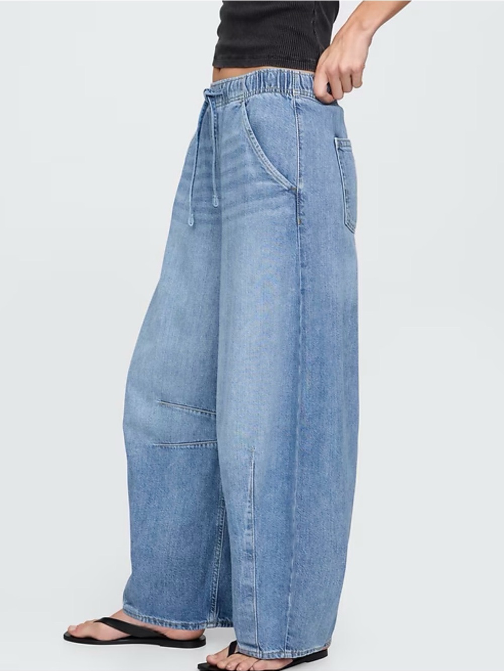 Médium Petite GAP Horseshoe Barrel Jean
